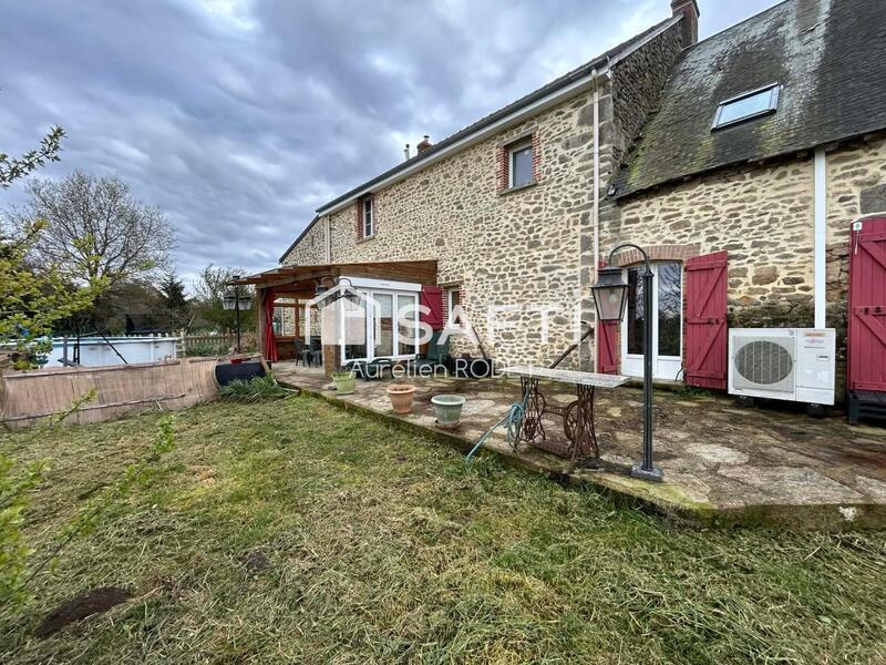 Maison - 302 m² - 8 pièces