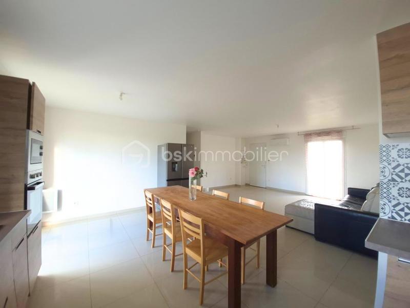 Maison - 104 m² - 6 pièces