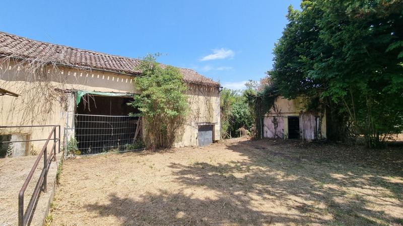 Maison en pierre - 84 m² - 3 pièces