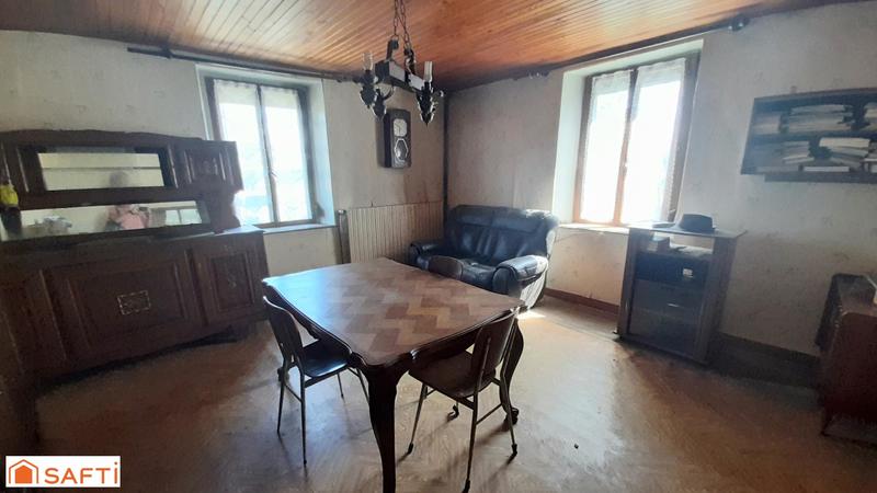 Maison - 170 m² - 8 pièces