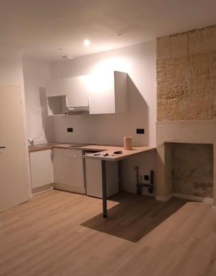 Studio - 25 m² - 1 pièce