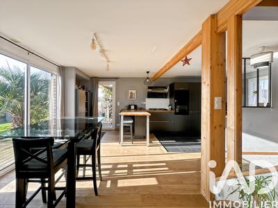 Maison - 163 m² - 6 pièces