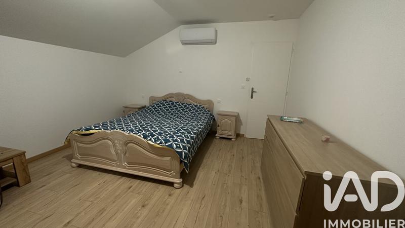 Maison - 200 m² - 8 pièces