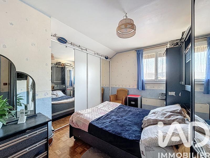 Maison - 107 m² - 6 pièces