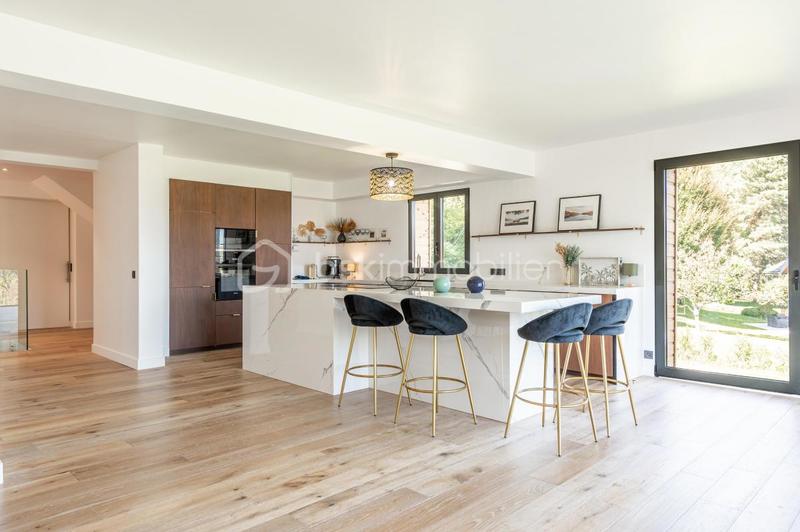 Maison d'architecte - 358 m² - 8 pièces