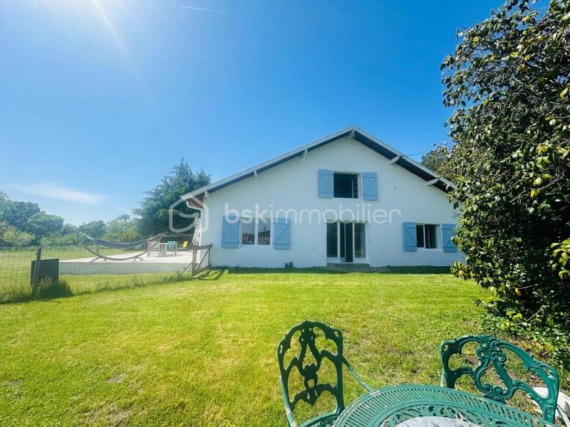 Ferme - 140 m² - 5 pièces