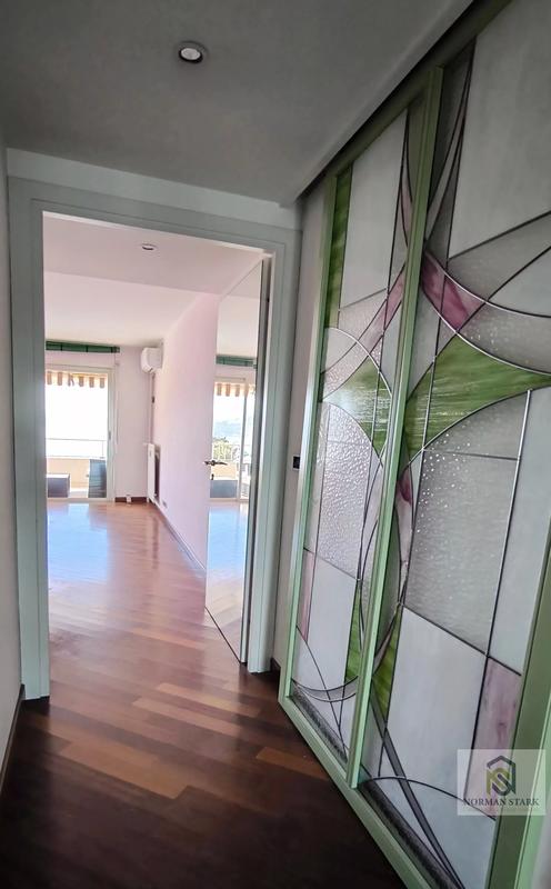 Appartement - 93 m² - 3 pièces