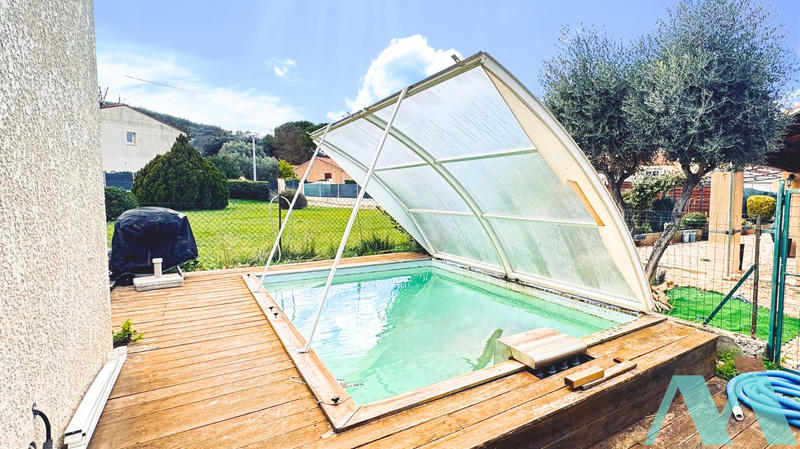 Maison - 121 m² - 6 pièces