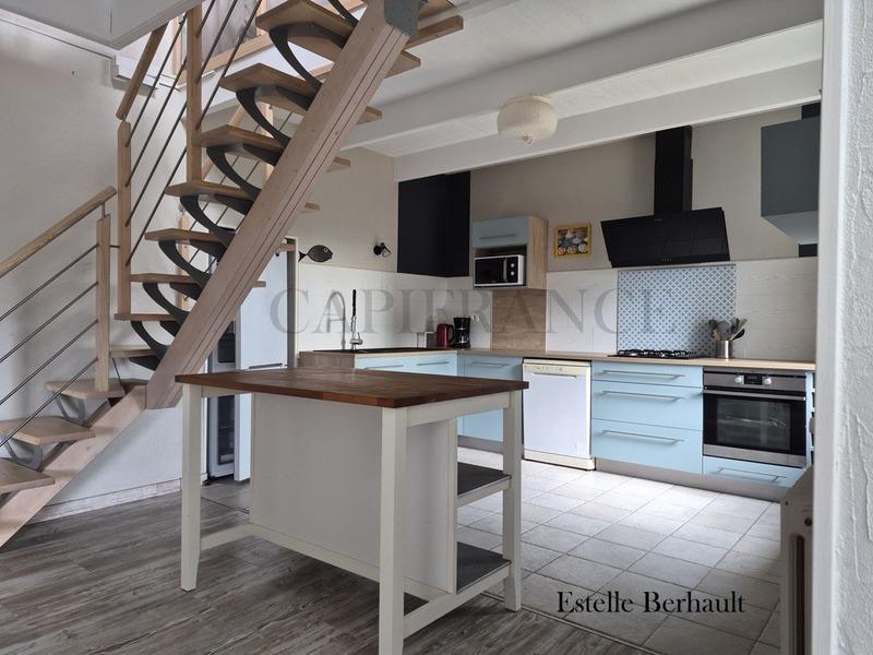 Maison - 177 m² - 8 pièces