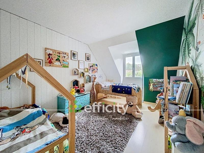 Pavillon - 184 m² - 8 pièces