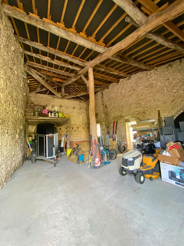 Maison - 284 m² - 8 pièces