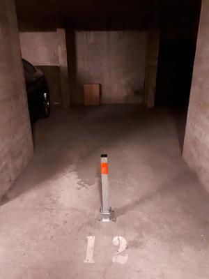 Parking / Garage - 12 m²