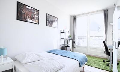 Chambre - 12 m² - 4 pièces
