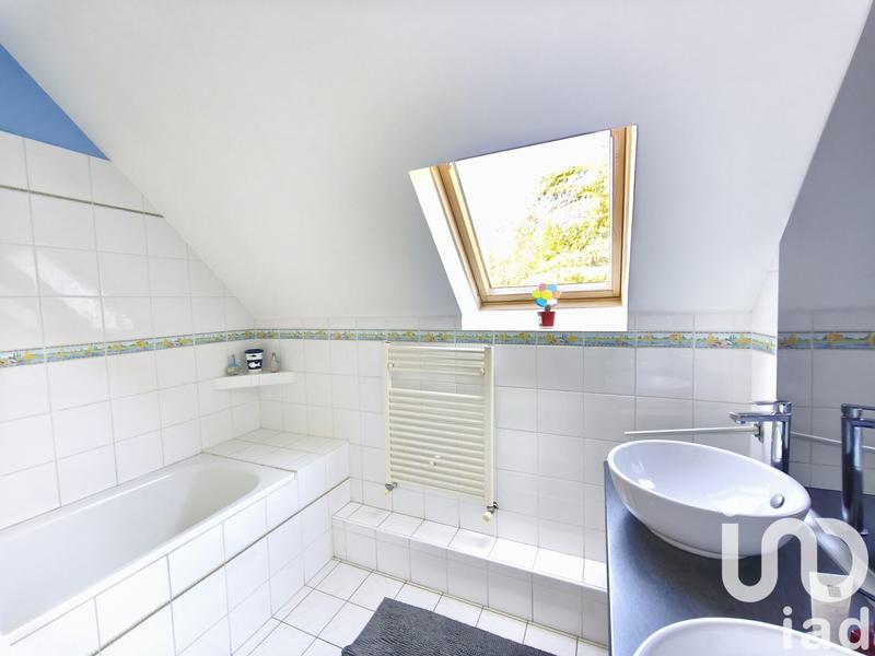 Maison - 170 m² - 7 pièces