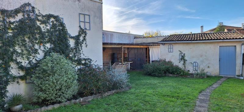 Maison - 85 m² - 3 pièces