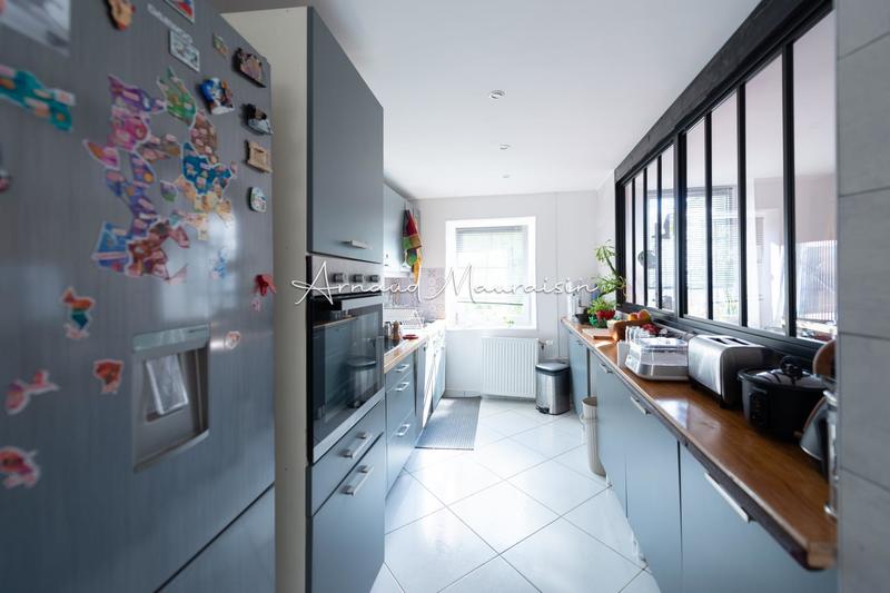 Appartement - 100 m² - 4 pièces