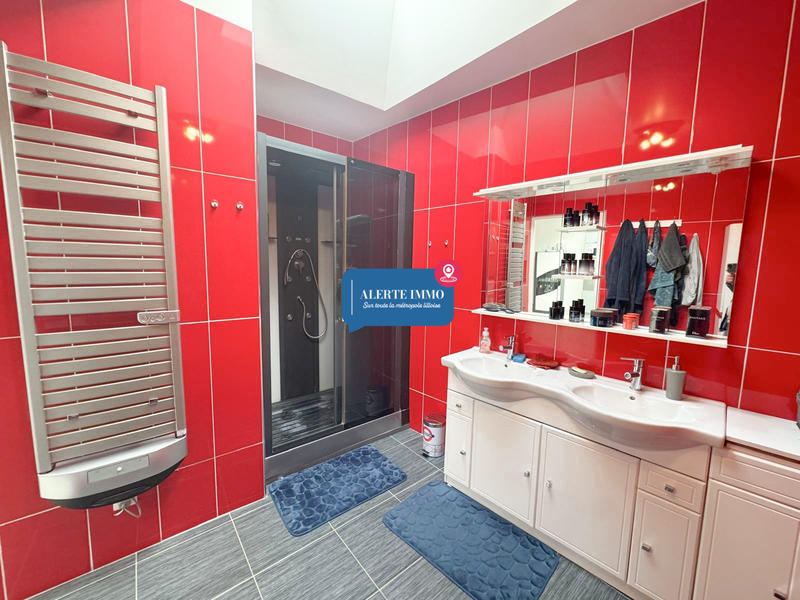 Maison - 141 m² - 5 pièces