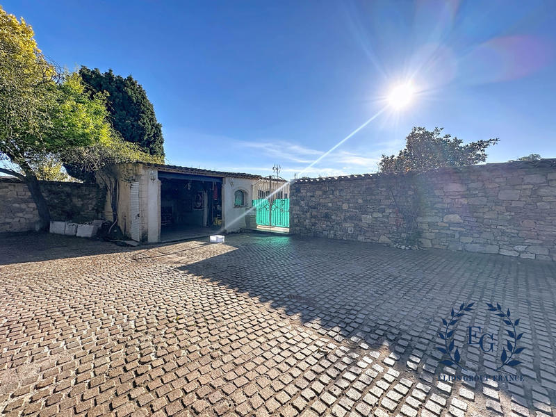 Maison - 170 m² - 5 pièces