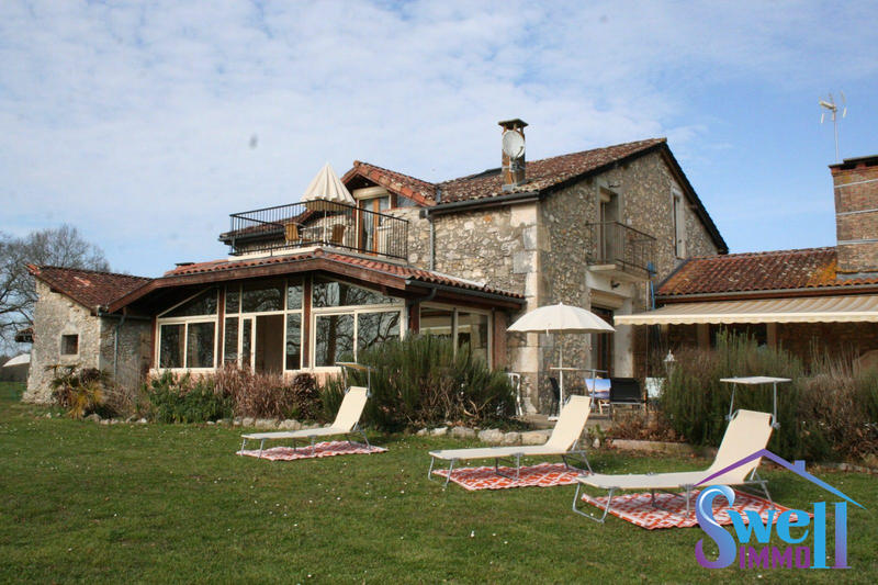 Mas - 543 m² - 16 pièces