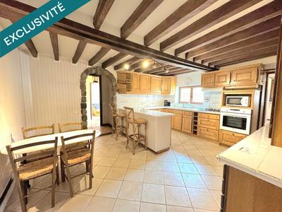 Maison - 165 m² - 6 pièces