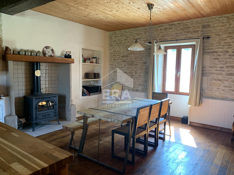 Maison - 284 m² - 10 pièces