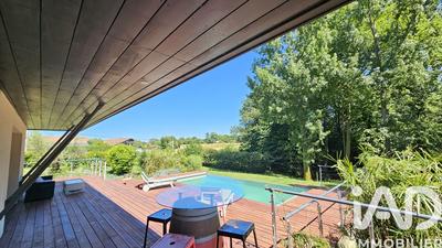 Maison de maîtres - 199 m² - 7 pièces