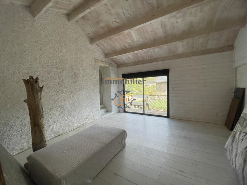 Maison - 153 m² - 5 pièces