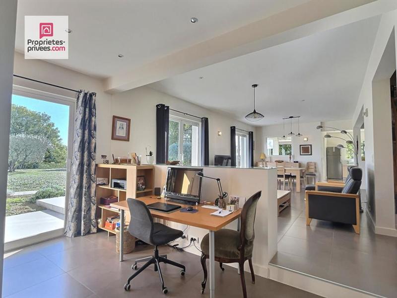 Villa - 168 m² - 6 pièces