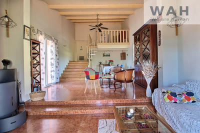 Maison - 159 m² - 6 pièces