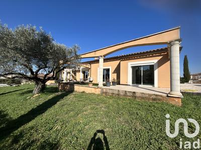 Maison - 205 m² - 7 pièces