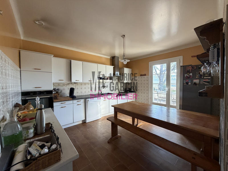 Maison - 137 m² - 4 pièces