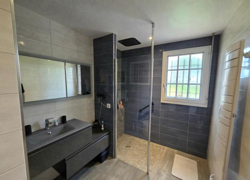 Maison - 147 m² - 4 pièces