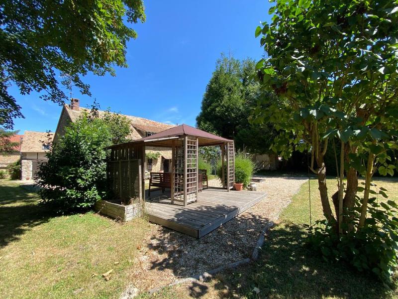 Maison - 211 m² - 6 pièces