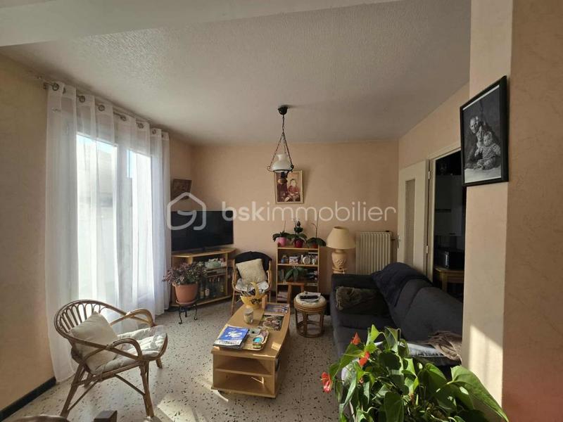 Maison - 99 m² - 5 pièces