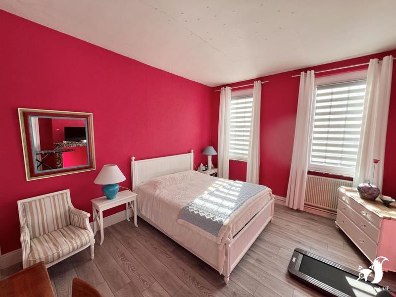 Maison - 186 m² - 7 pièces