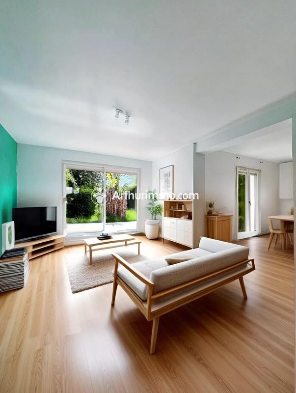 Maison - 105 m² - 5 pièces