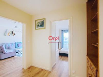 Appartement - 90 m² - 4 pièces