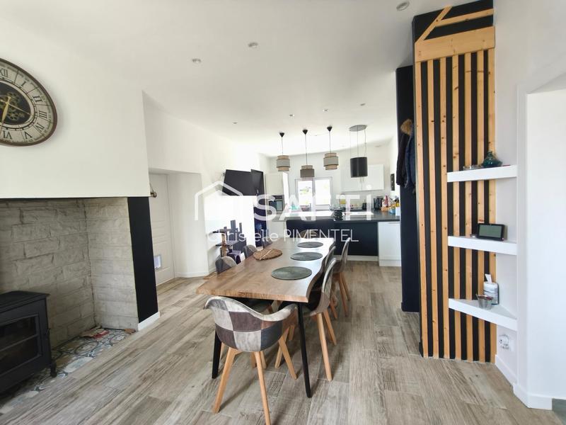 Maison - 198 m² - 6 pièces