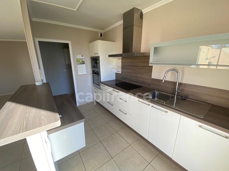 Appartement - 98 m² - 4 pièces