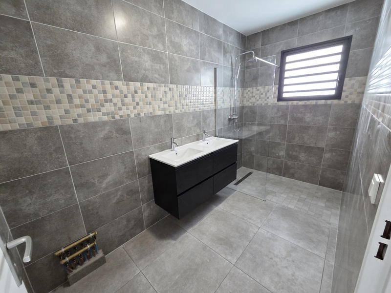 Villa - 100 m² - 4 pièces