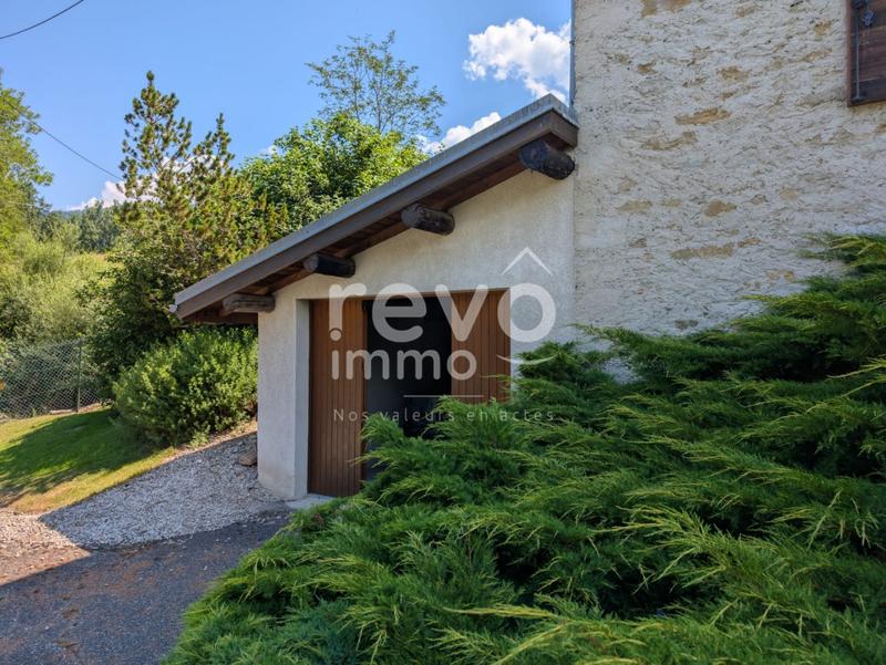 Maison - 180 m² - 7 pièces