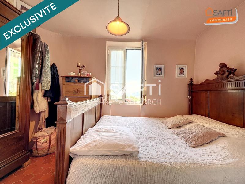 Maison de village - 93 m² - 7 pièces