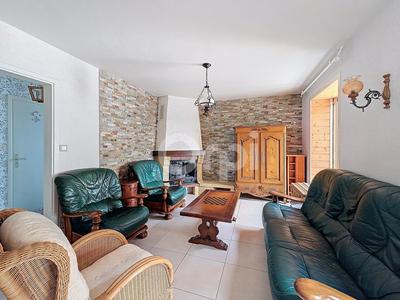 Maison - 130 m² - 4 pièces