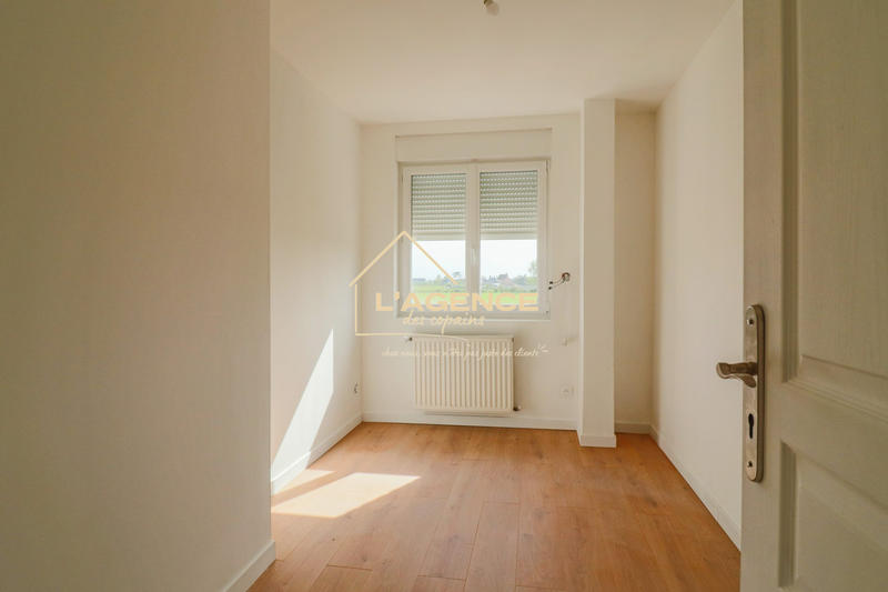 Maison - 90 m² - 3 pièces