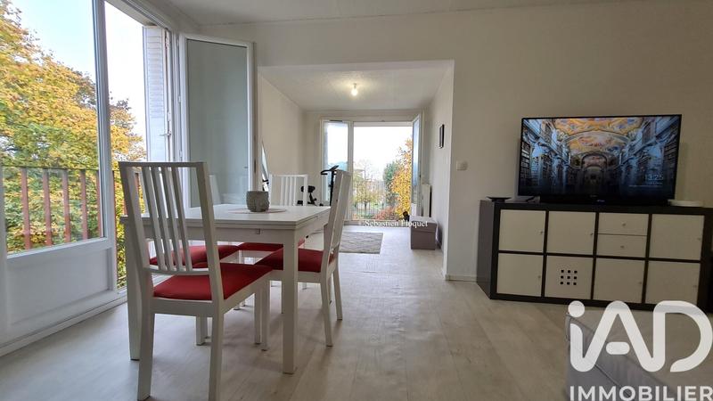 Appartement - 90 m² - 5 pièces