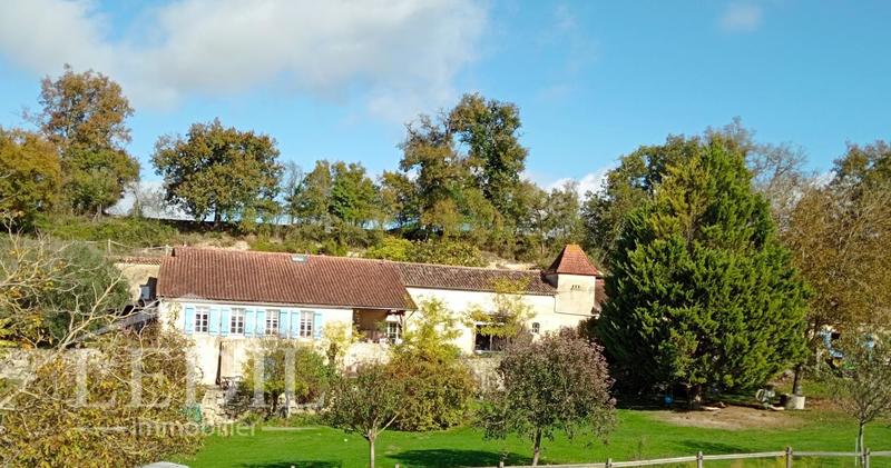 Ferme - 222 m² - 6 pièces