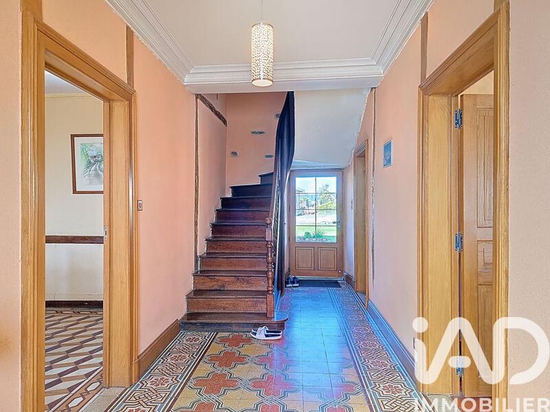 Maison de ville - 188 m² - 18 pièces