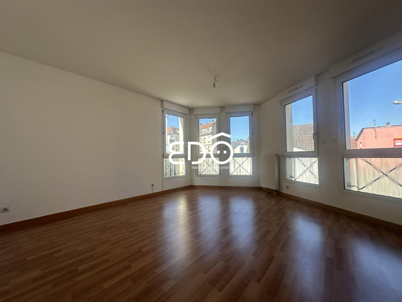 Appartement - 70 m² - 3 pièces