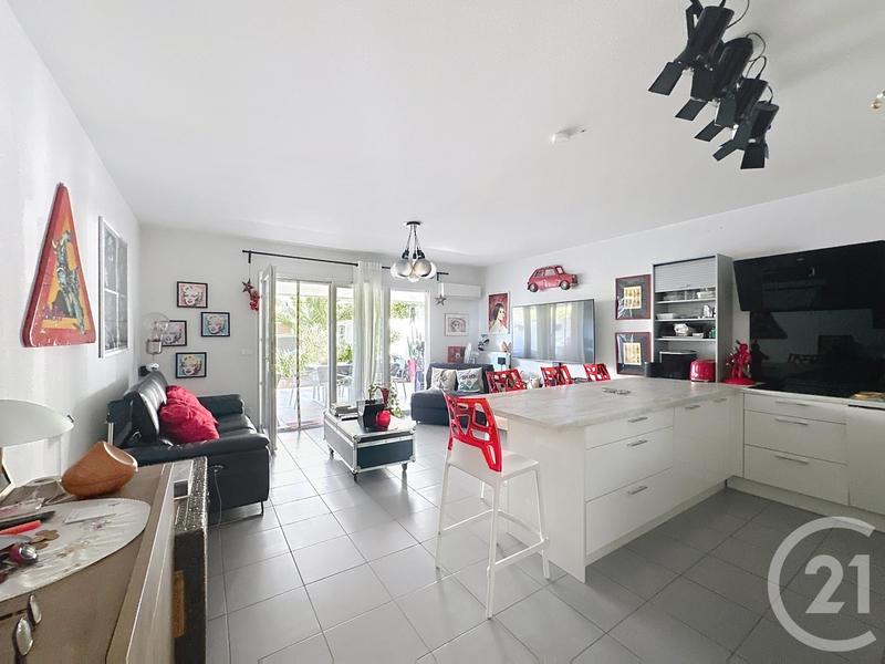 Appartement - 85 m² - 4 pièces