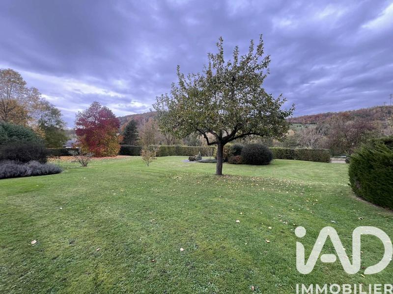 Maison - 198 m² - 8 pièces